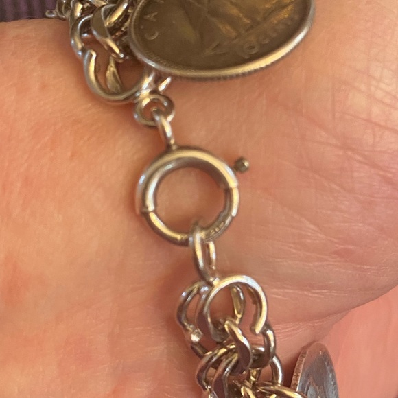 Sterling charm bracelet . 69 grams - Picture 11 of 12